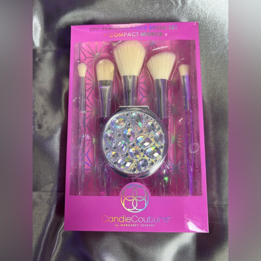 Candie Couture 5‎ piece Makeup Brush Set w/Compact Mirror Summer Birthday Gift